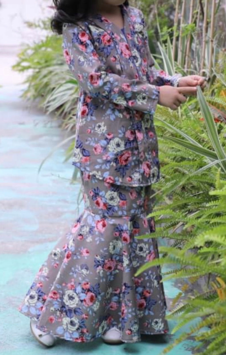 Lille Kebaya Kurung
