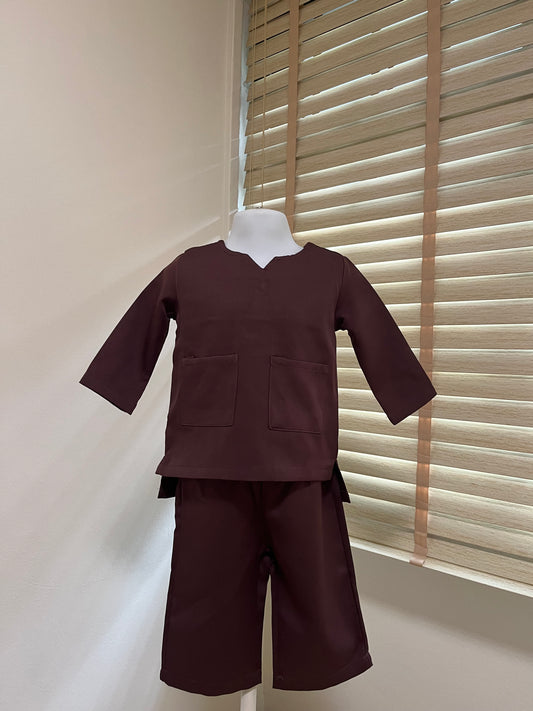 Daniel Baju Melayu