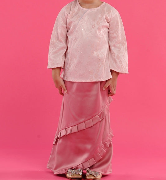 Melody Kurung