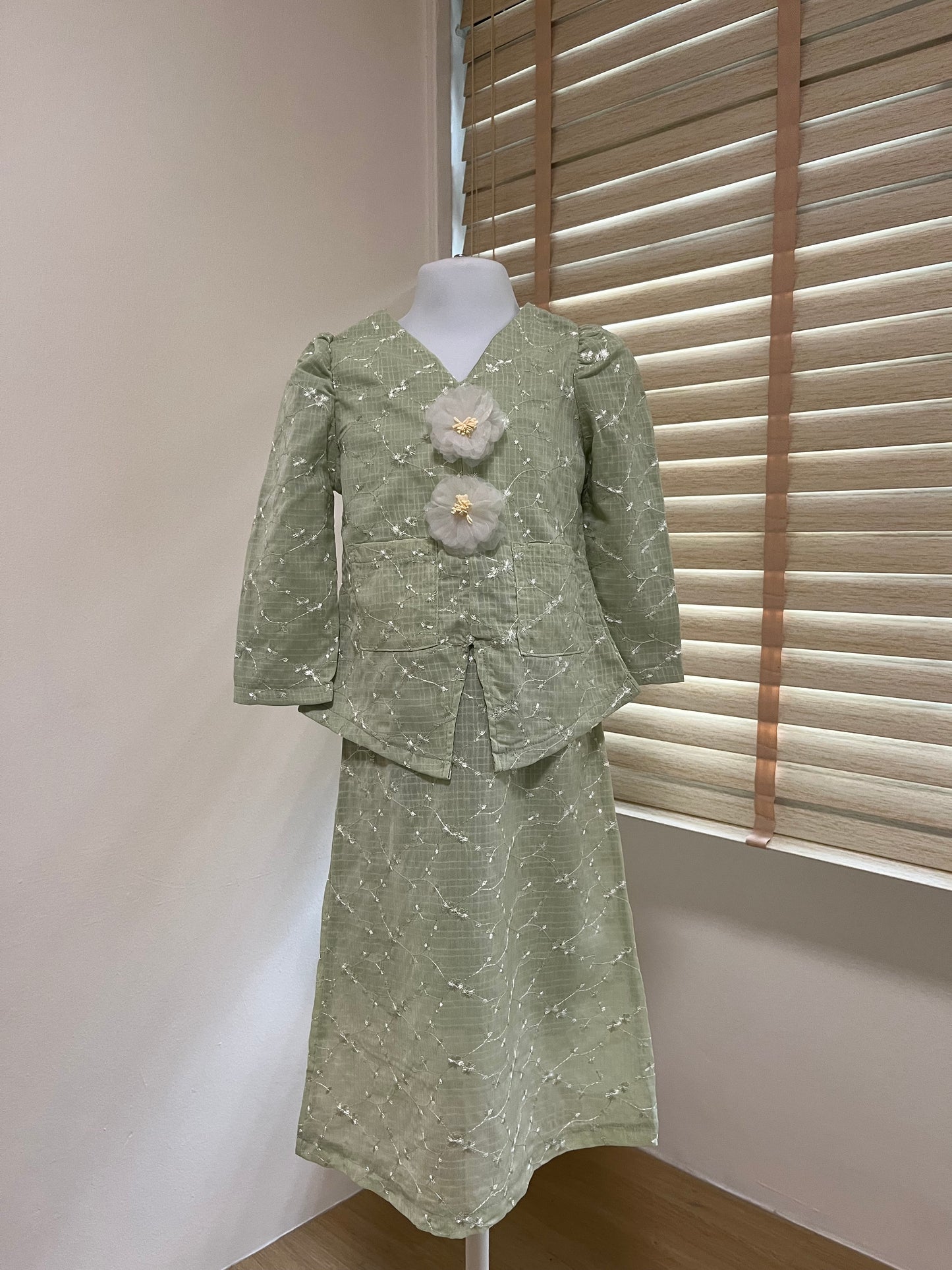 Celine Classy Modern Kurung