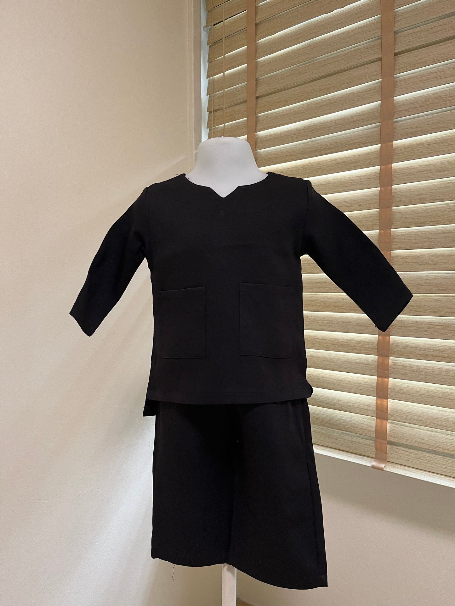 Daniel Baju Melayu