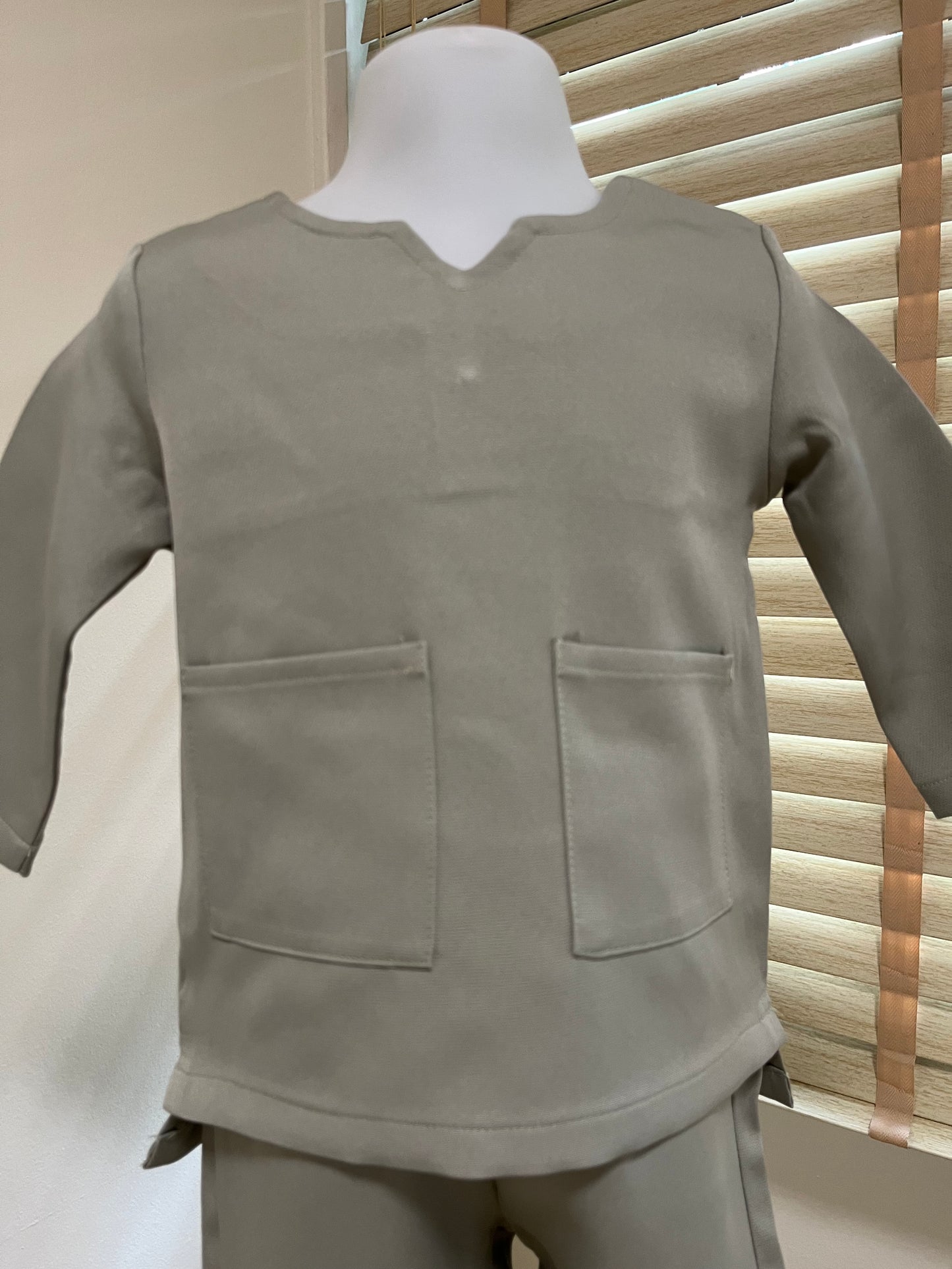 Daniel Baju Melayu