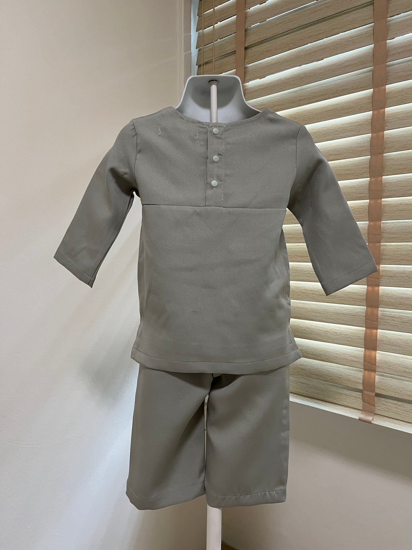 Daniel Baju Melayu