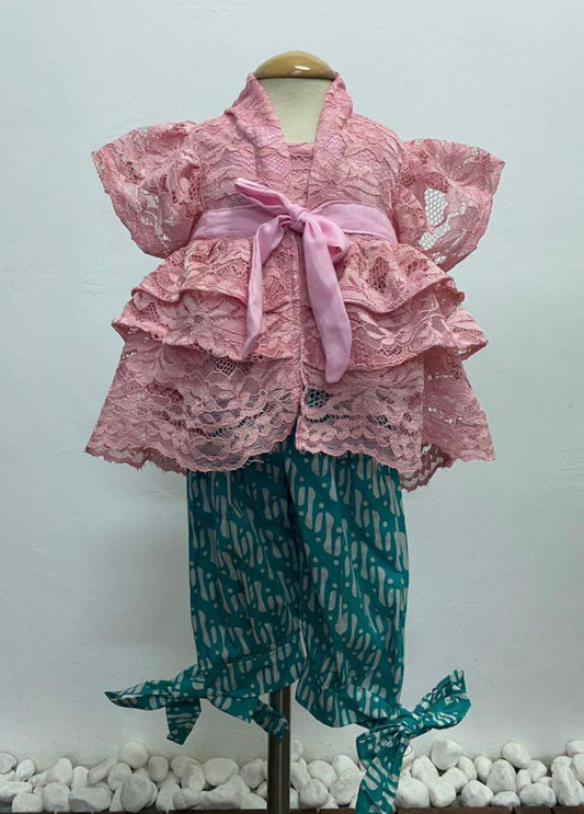 Eva Lace & Pants Set