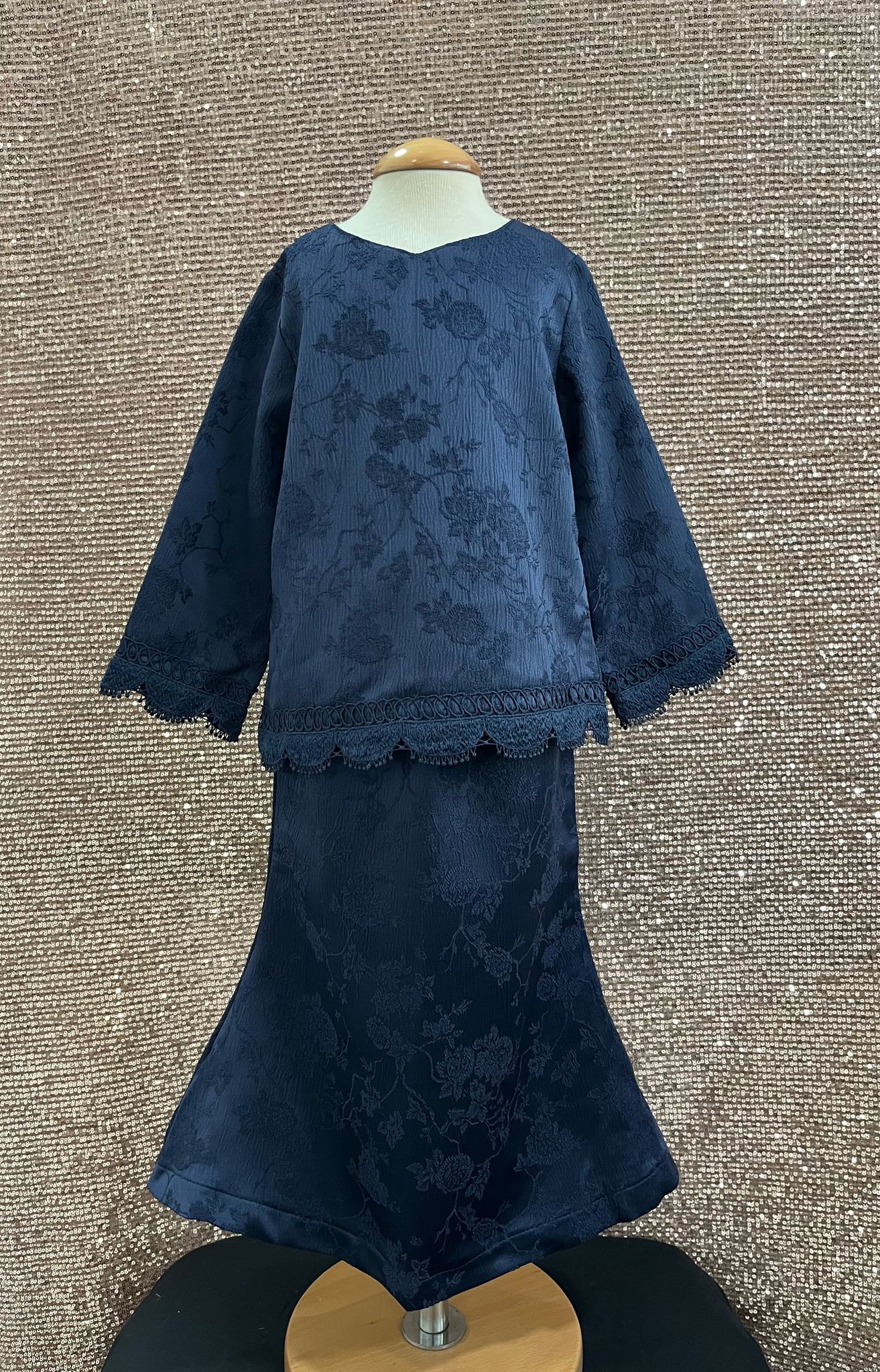 Meerabella Modern Kurung