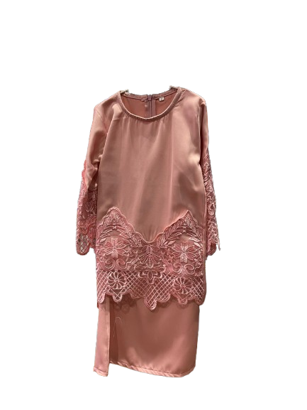 Selena Lace Kurung