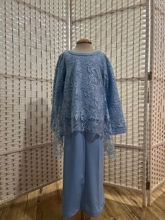 Dentelle Modern Kurung